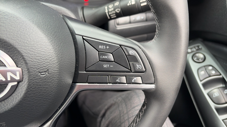Nissan Juke 1.6 Hybrid N-Connecta 5dr Auto Hybrid Hatchback